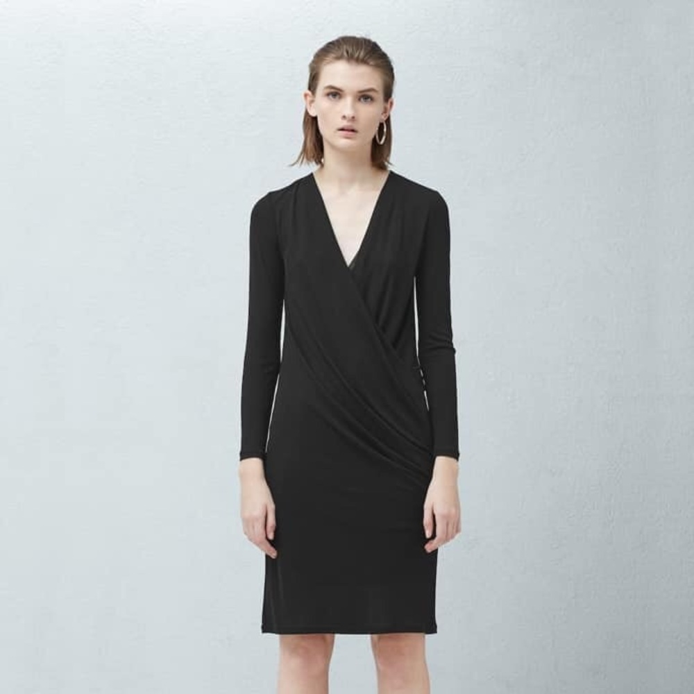 Brand New Mango dress
Size 2
Color: Dark Blue